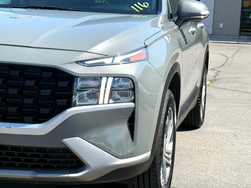 Vehicle image 11 of 48