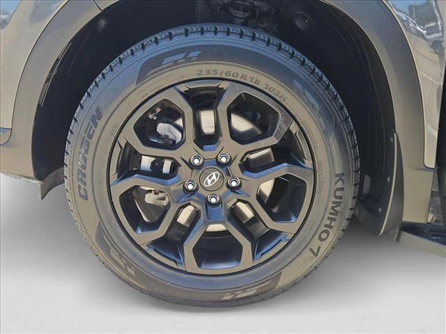 Vehicle image 9 of 23
