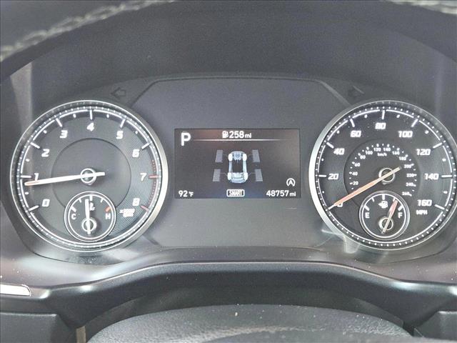 Vehicle image 16 of 23