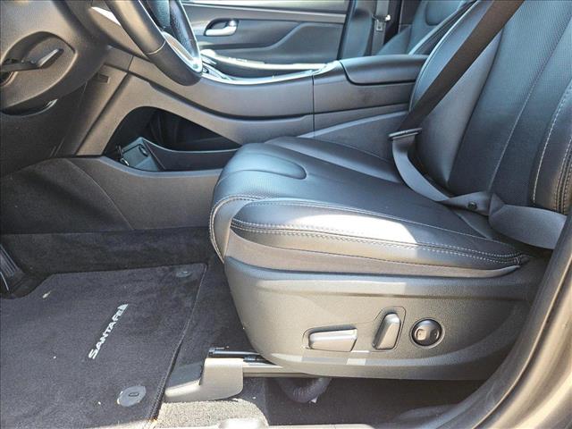 Vehicle image 20 of 23