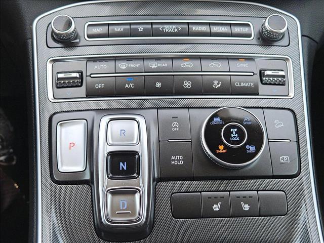 Vehicle image 23 of 23
