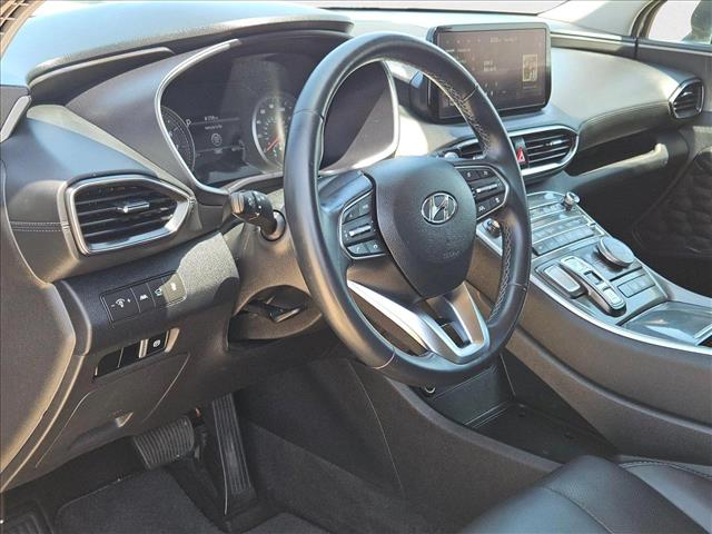 Vehicle image 13 of 23
