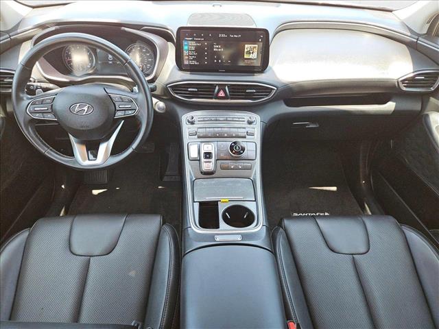 Vehicle image 14 of 23