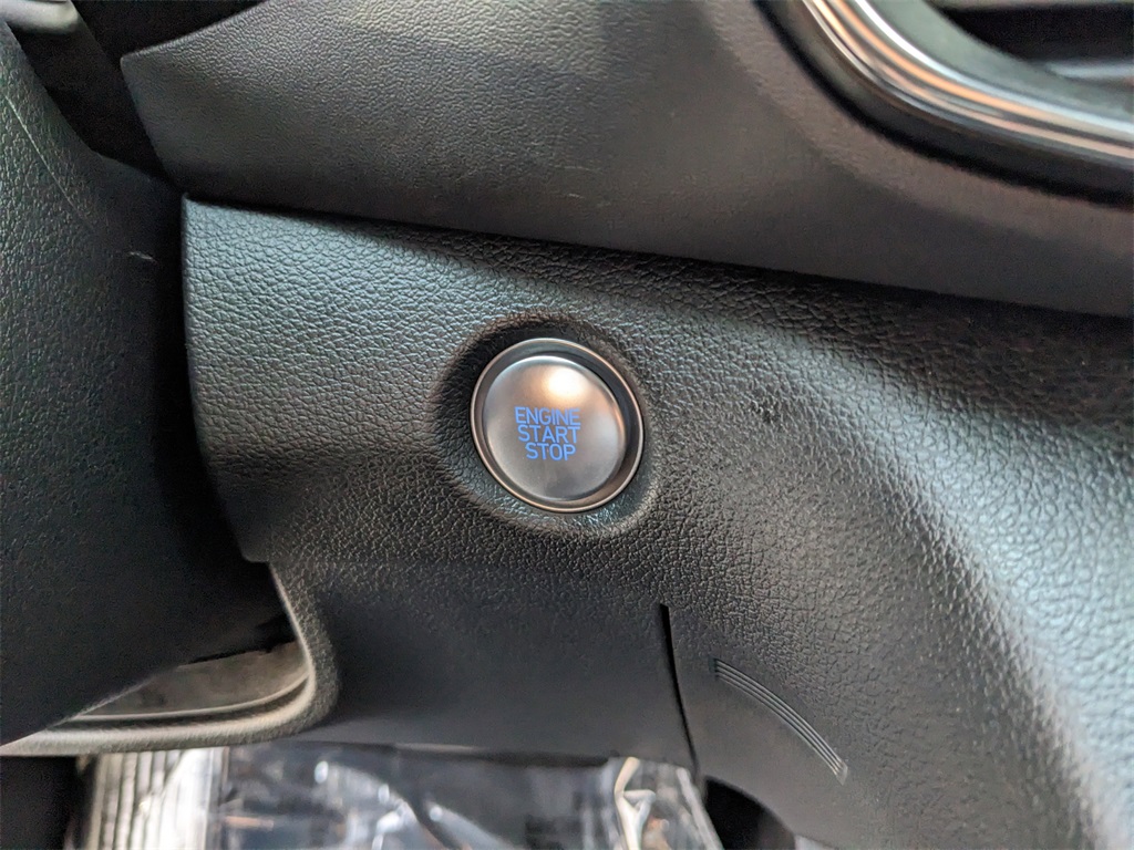 Vehicle image 29 of 39