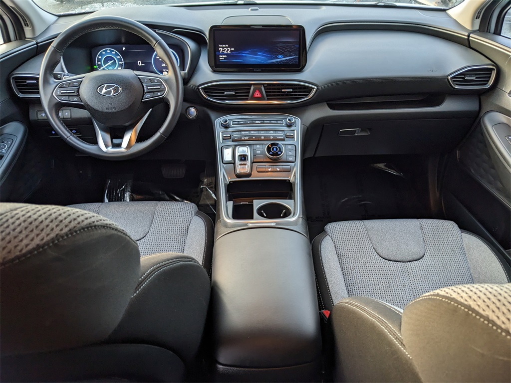 Vehicle image 16 of 39
