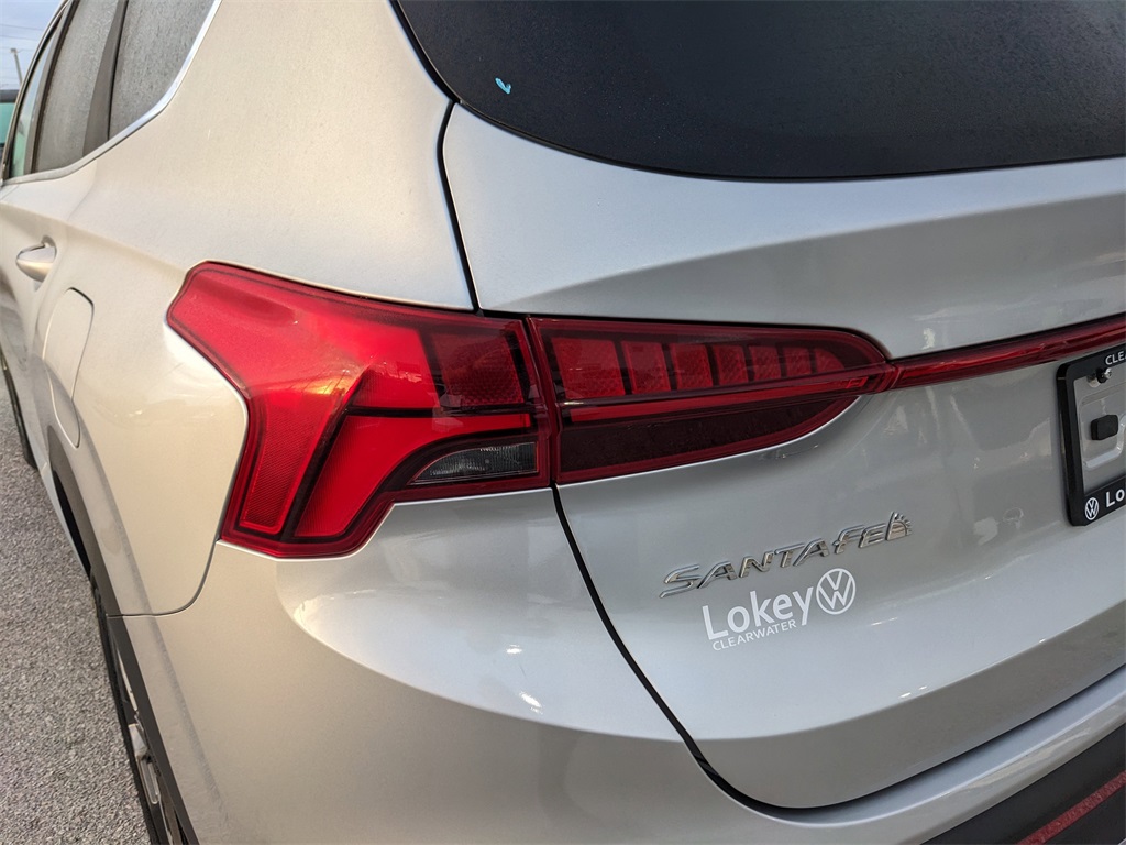 Vehicle image 11 of 39