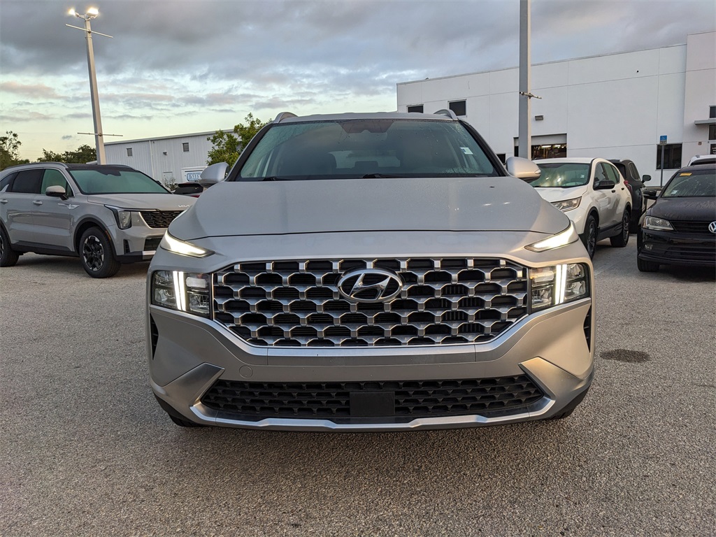 Vehicle image 4 of 39