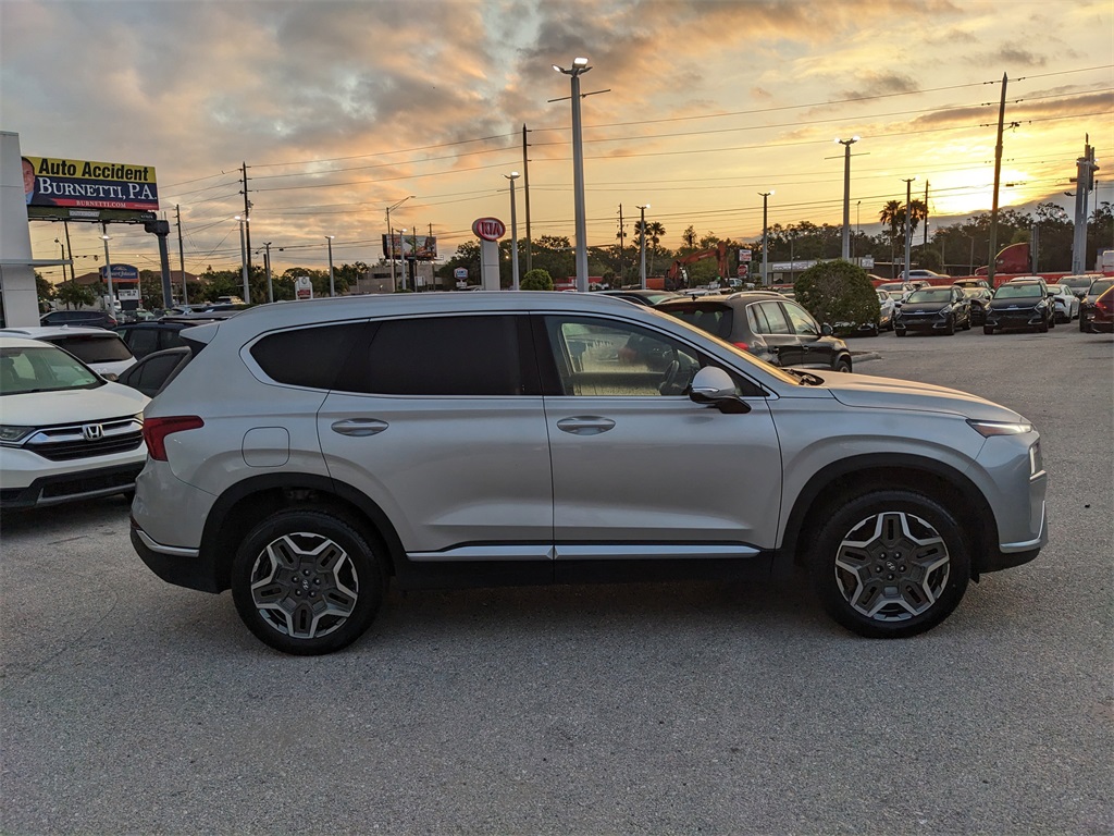 Vehicle image 7 of 39