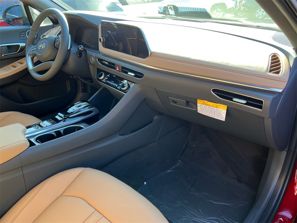 Vehicle image 5 of 22