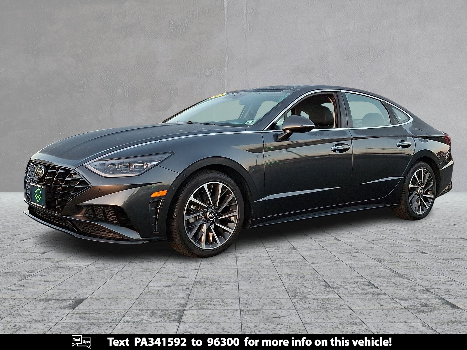 2023 Hyundai Sonata Limited Image 1 of 30