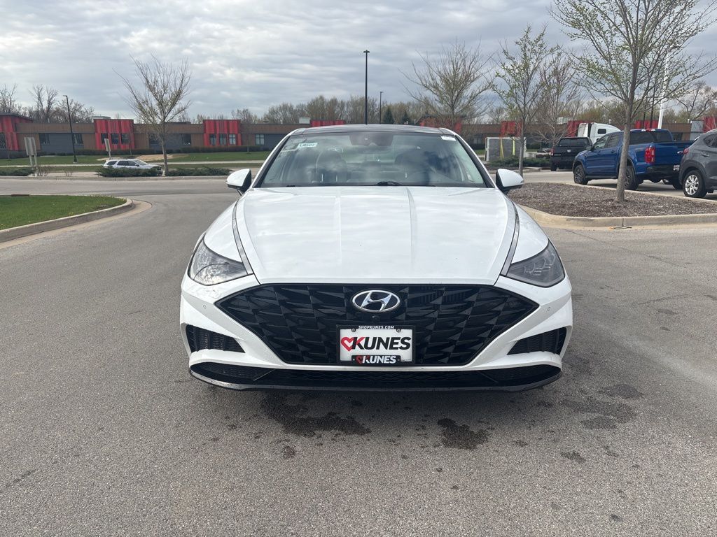 Vehicle image 1 of 19