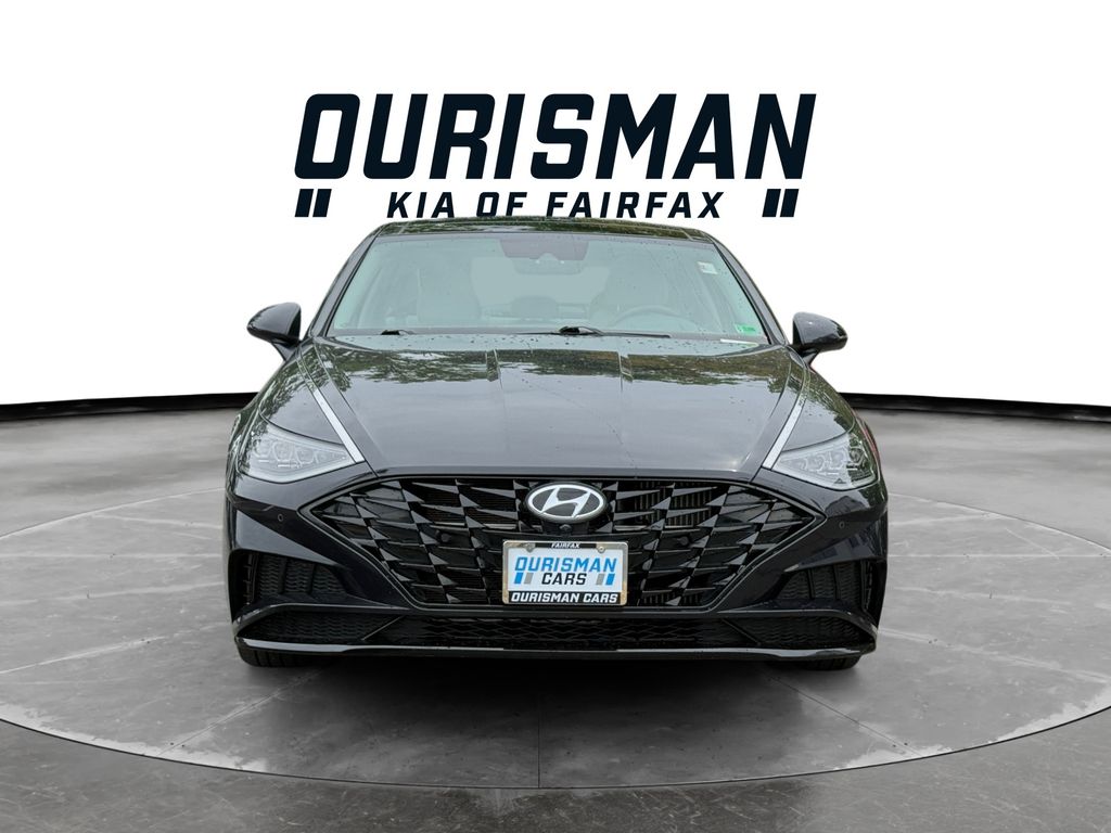 2023 Hyundai Sonata Limited Image 2 of 36
