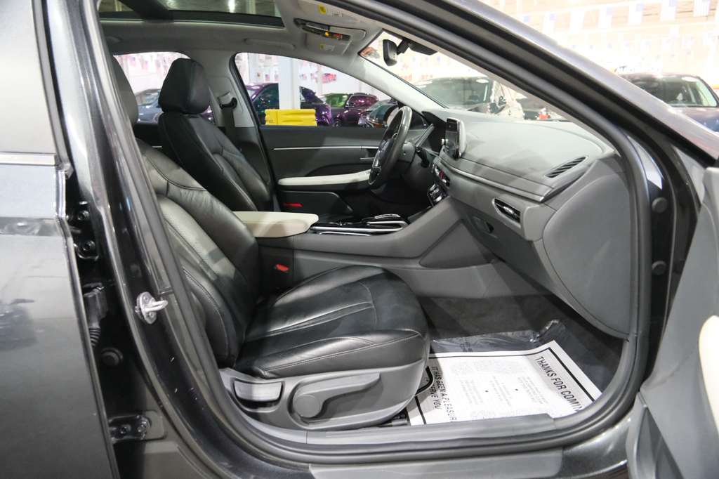 2023 Hyundai Sonata SEL Image 16 of 30