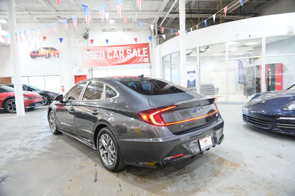 2023 Hyundai Sonata SEL Image 6 of 30