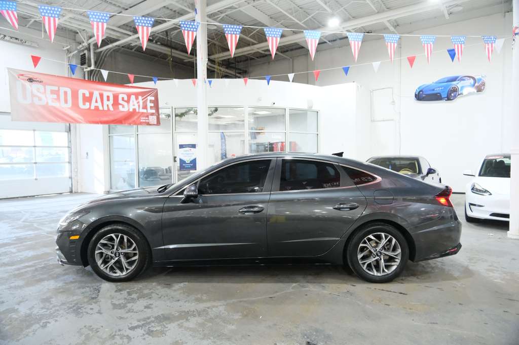 2023 Hyundai Sonata SEL Image 7 of 30