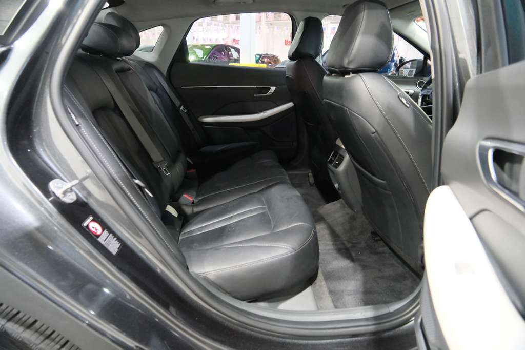 2023 Hyundai Sonata SEL Image 13 of 30
