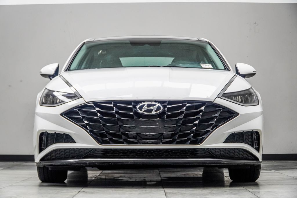 2023 Hyundai Sonata SEL Image 3 of 39