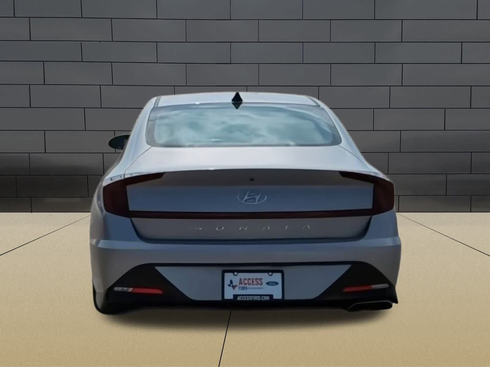 Vehicle image 5 of 34