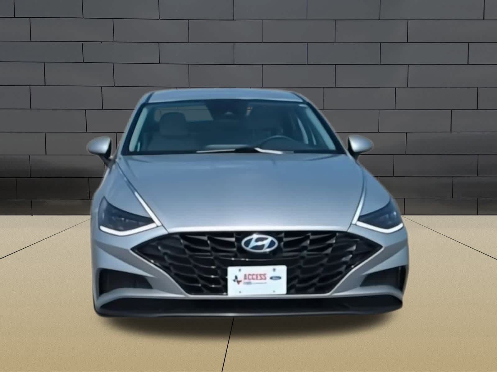 Vehicle image 4 of 34