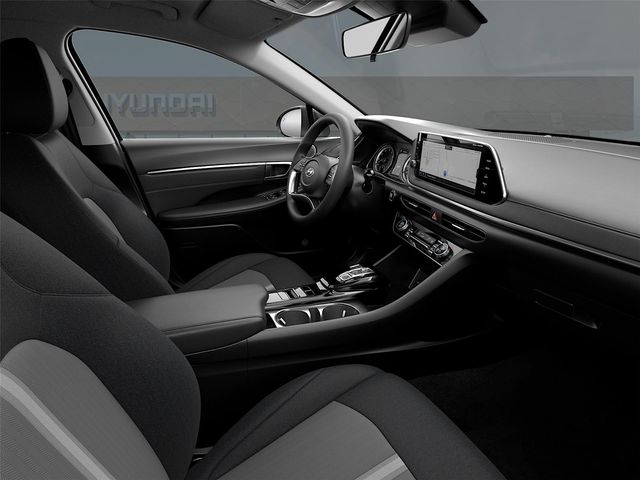 Vehicle image 20 of 21