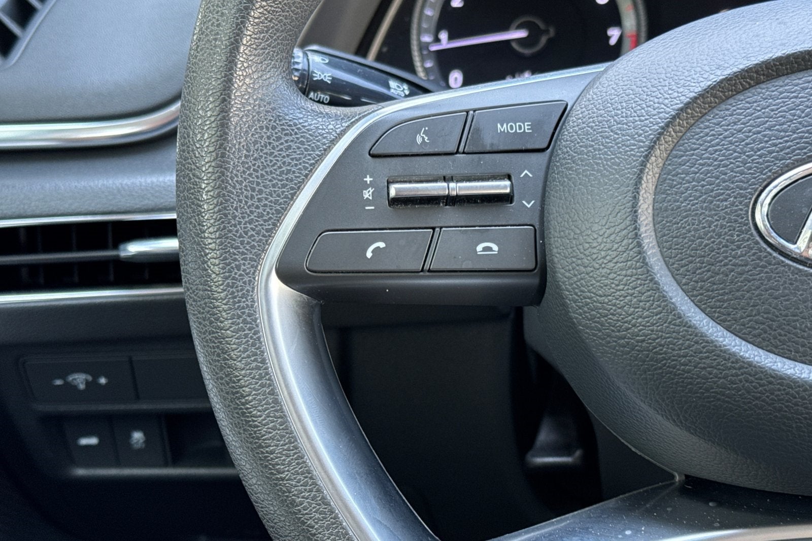 2023 Hyundai Sonata SEL Image 25 of 46