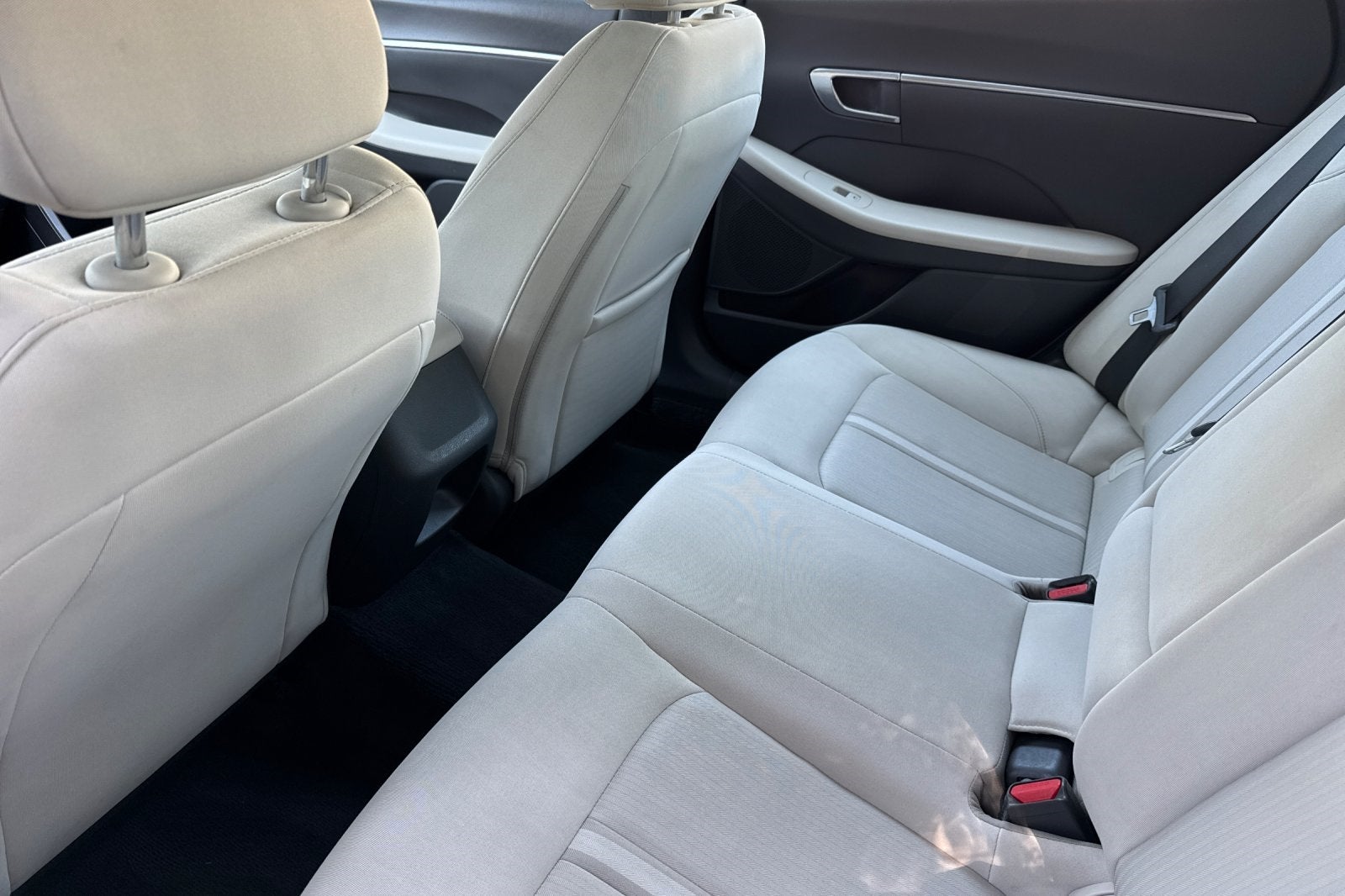 2023 Hyundai Sonata SEL Image 16 of 46