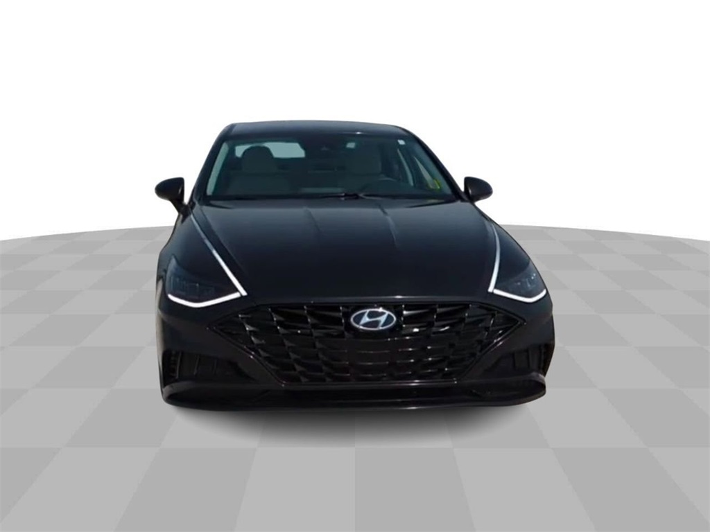Vehicle image 4 of 34