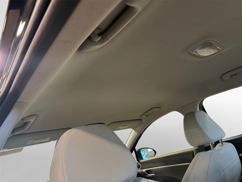 2023 Hyundai Sonata SEL Image 13 of 32