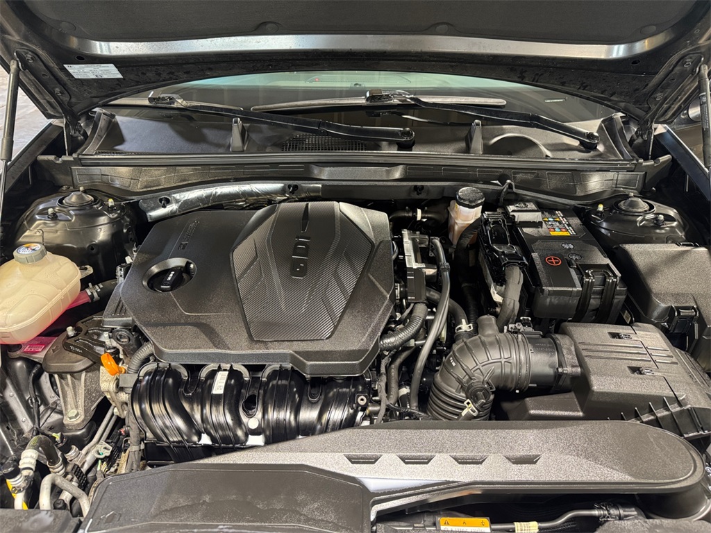 2023 Hyundai Sonata SEL Image 9 of 32