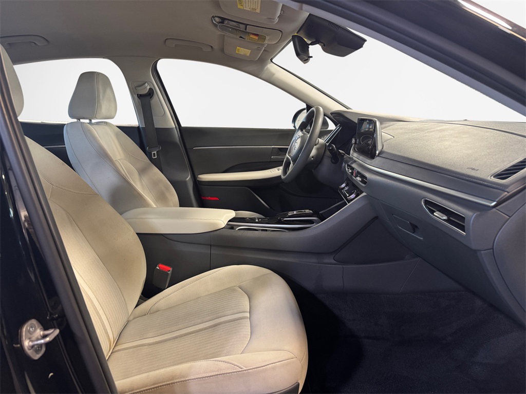 2023 Hyundai Sonata SEL Image 25 of 32
