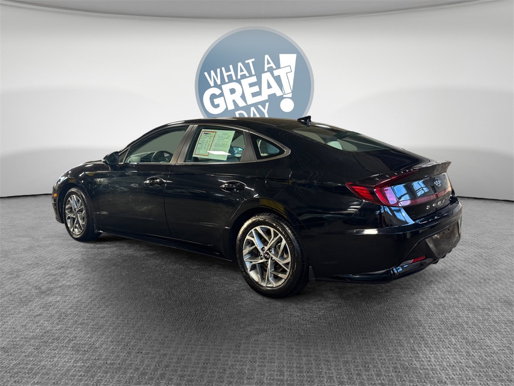 2023 Hyundai Sonata SEL Image 7 of 32