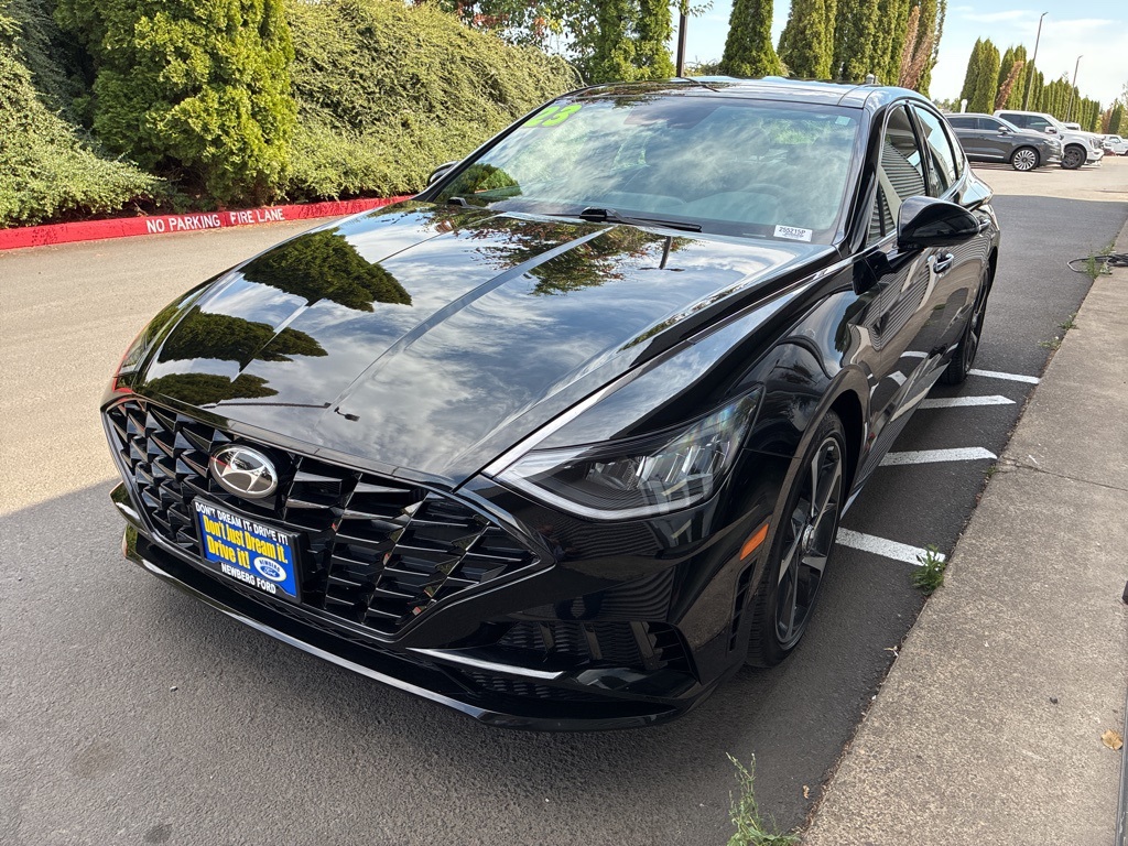 2023 Hyundai Sonata SEL Plus Image 2 of 28