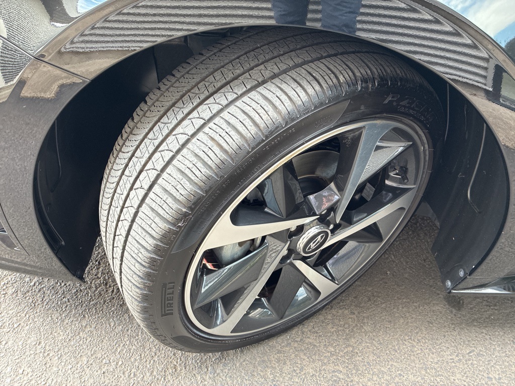 2023 Hyundai Sonata SEL Plus Image 9 of 28