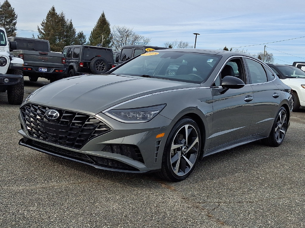 2023 Hyundai Sonata SEL Plus Image 1 of 32