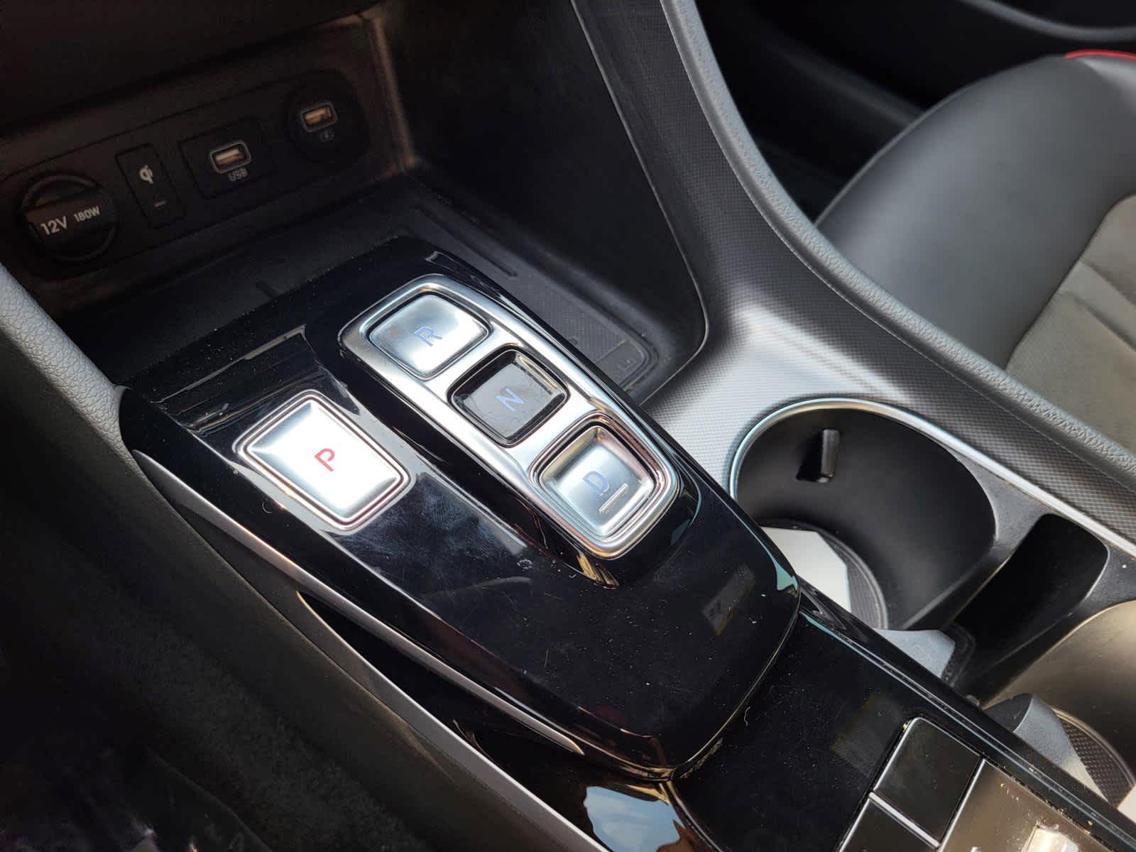 Vehicle image 24 of 29