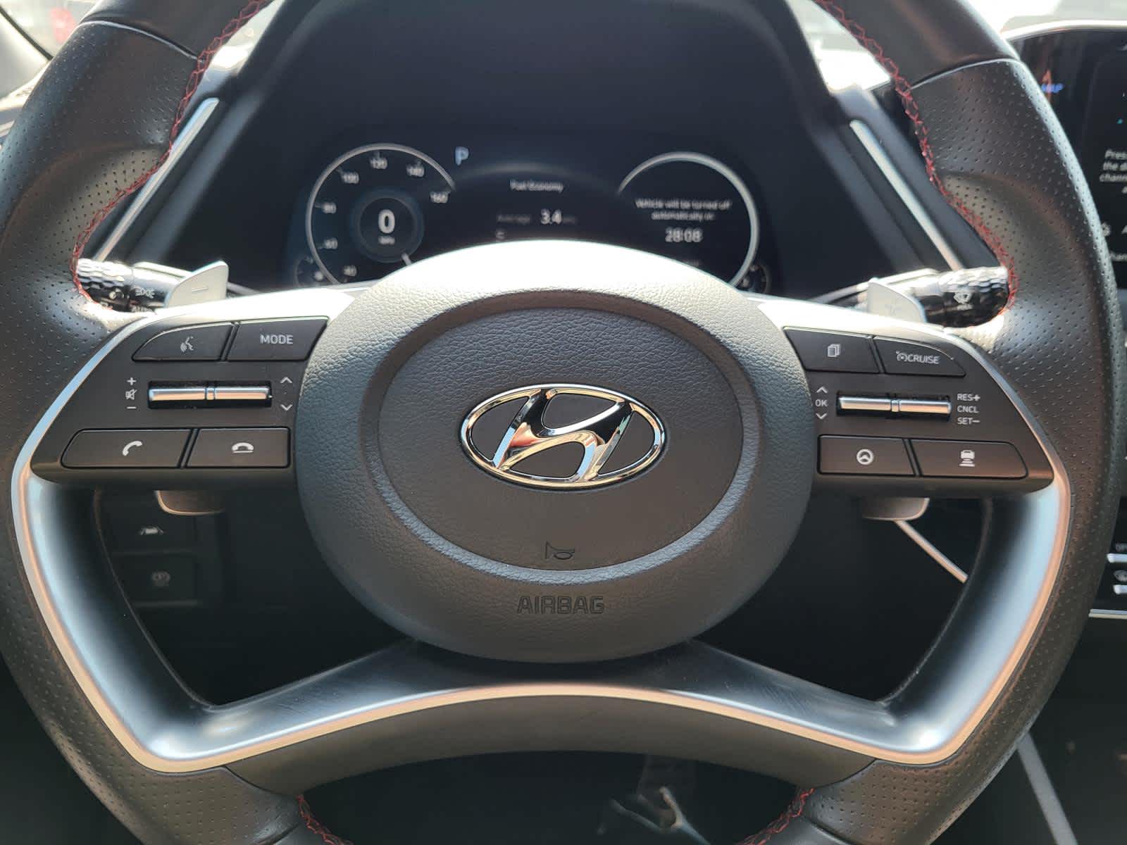 Vehicle image 17 of 29