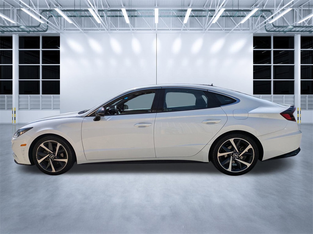 2023 Hyundai Sonata SEL Plus Image 8 of 33