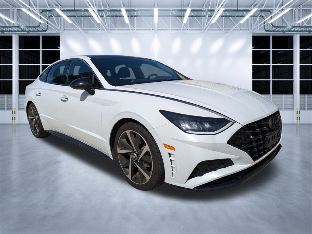 2023 Hyundai Sonata SEL Plus Image 3 of 33