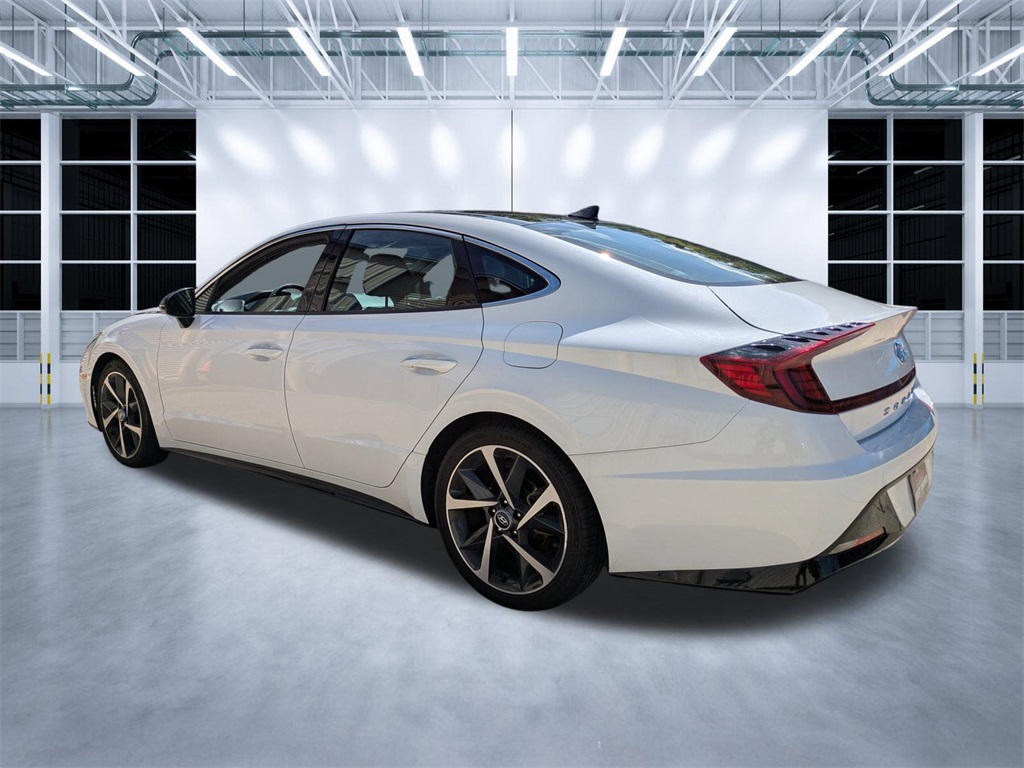 2023 Hyundai Sonata SEL Plus Image 7 of 33