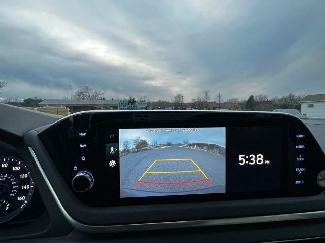 2023 Hyundai Sonata SEL Image 17 of 25