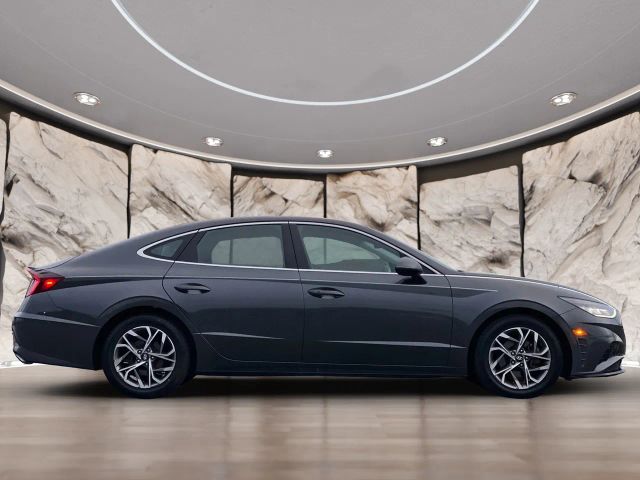 2023 Hyundai Sonata SEL Image 4 of 25