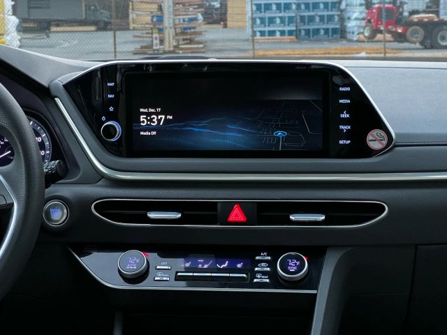 2023 Hyundai Sonata SEL Image 16 of 25