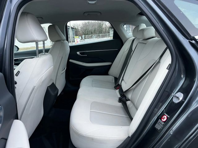 2023 Hyundai Sonata SEL Image 13 of 25