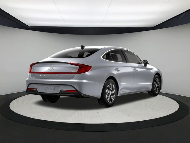 Vehicle image 9 of 17