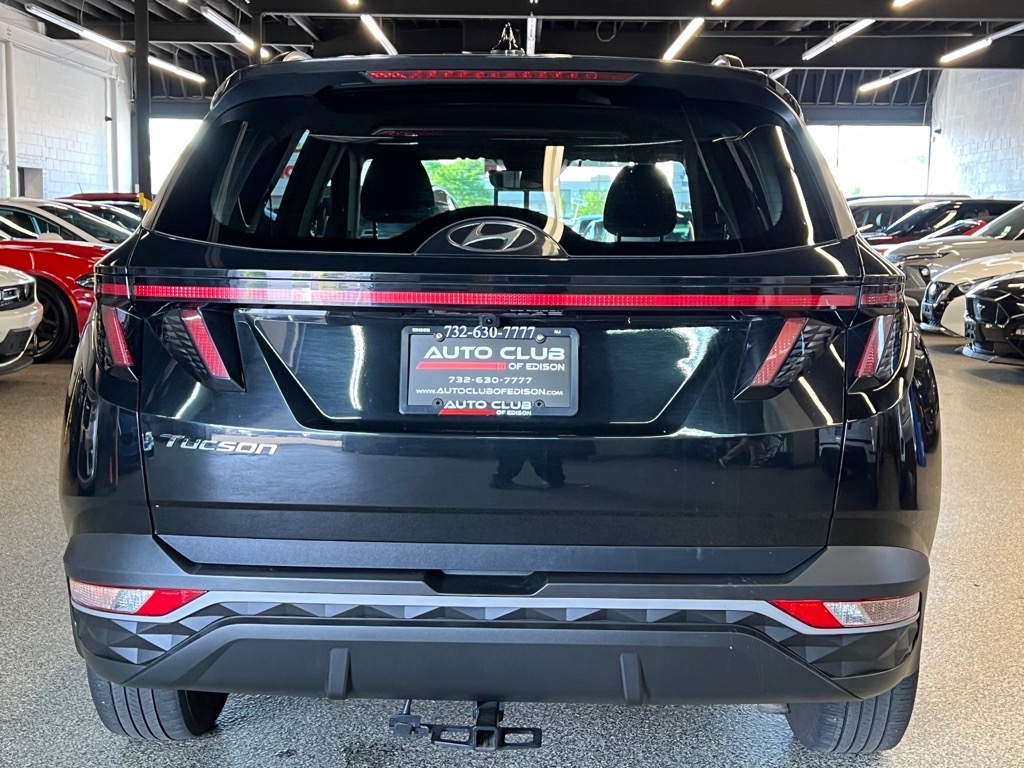 Vehicle image 5 of 22