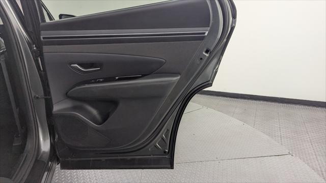 2023 Hyundai Tucson Limited Image 28 of 35