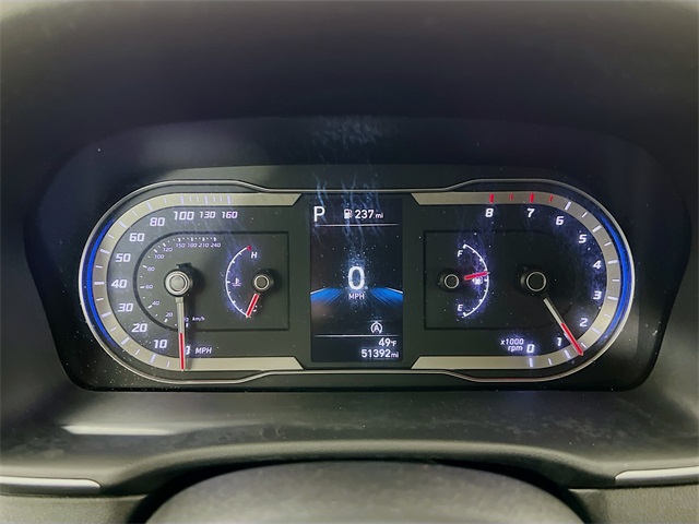 Vehicle image 14 of 33