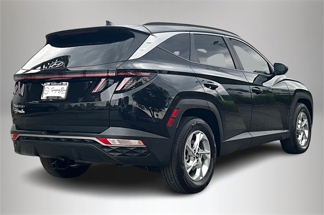 2023 Hyundai Tucson SEL Image 4 of 31