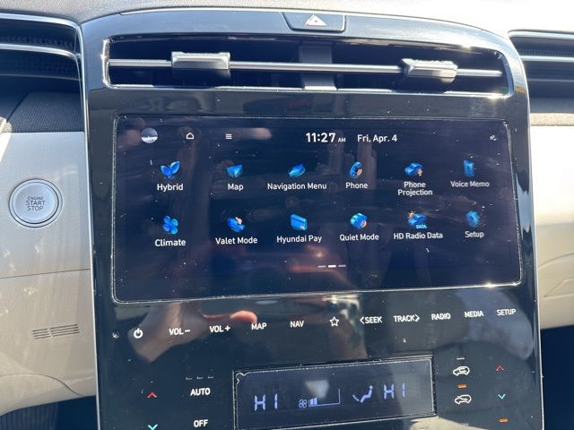 Vehicle image 19 of 34