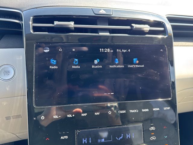 Vehicle image 20 of 34